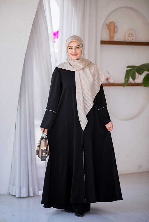 عبا فرزانه